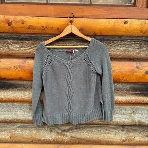 Left on Houston cotton sweater with cable detail size medium
